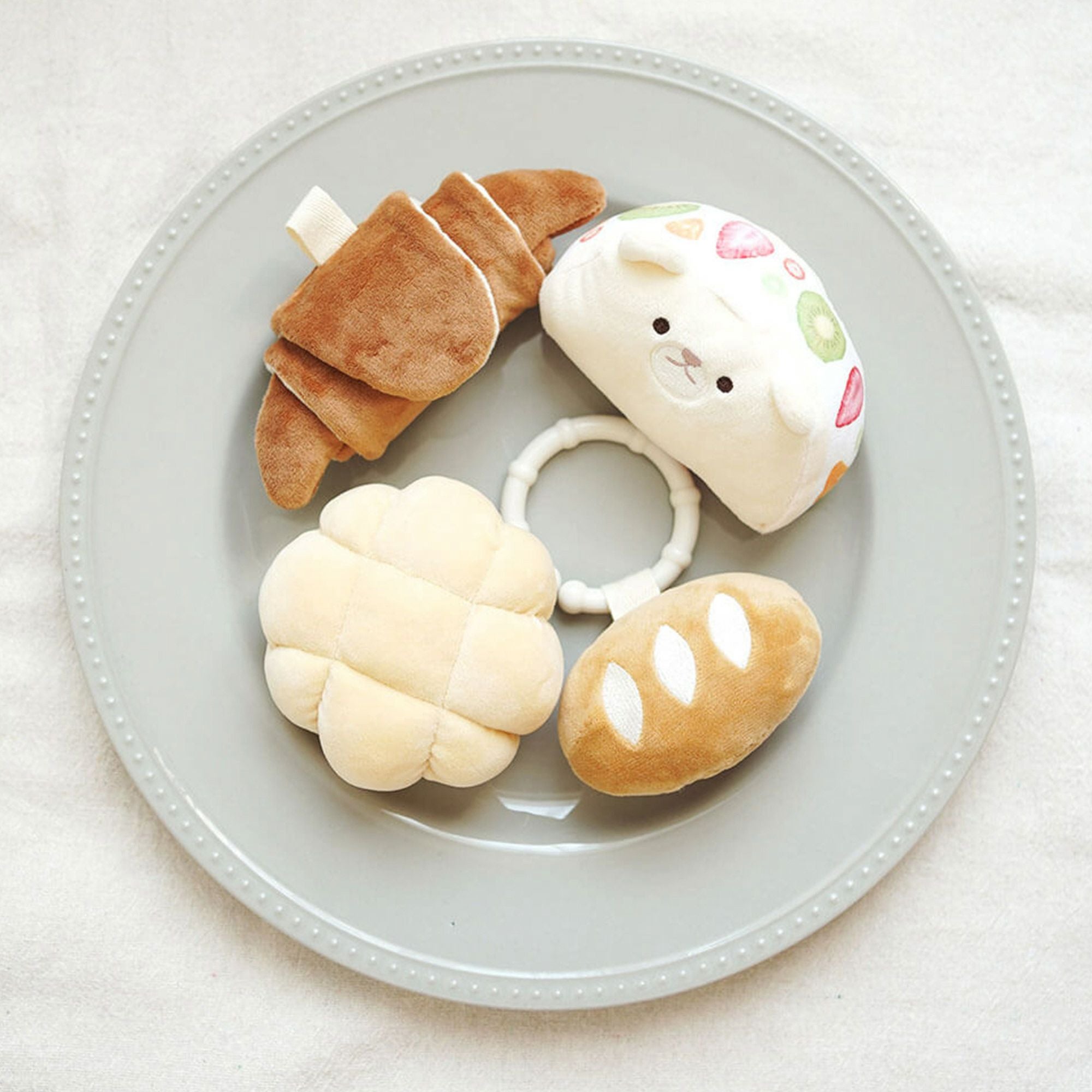 もちっとラトル “こぐまくんの焼きたてパン” | エアバギー公式